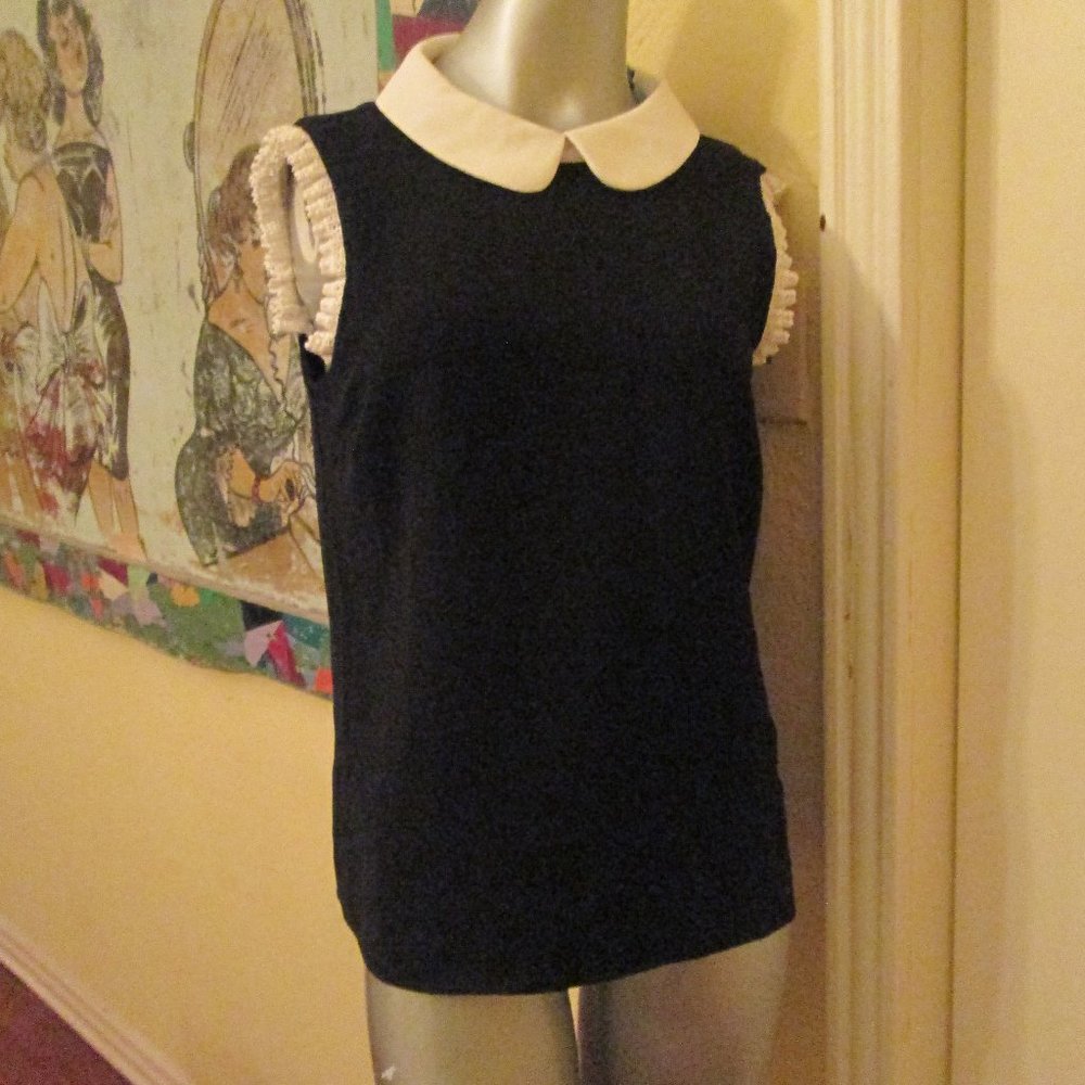 CeCe NWT Black Blouse Peter Pan Collar Ruffles M